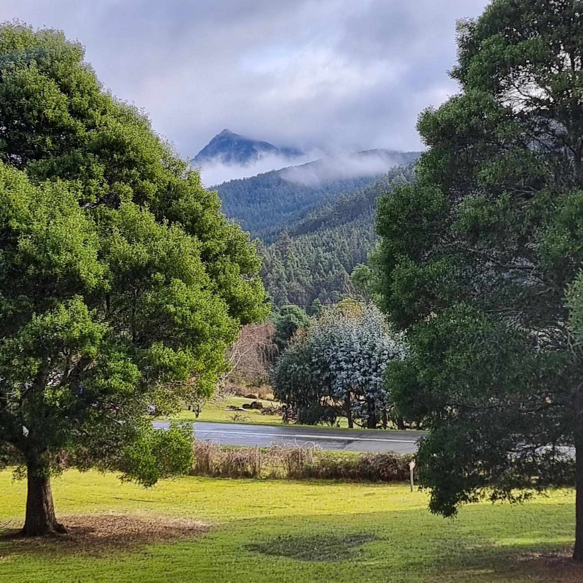 National Park Russell Falls Holiday Cottages מראה חיצוני תמונה